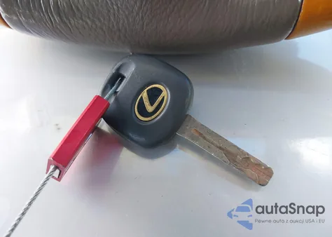 2005 Lexus Es 330 z USA, uszkodzony, nr VIN JTHBA30G855067488